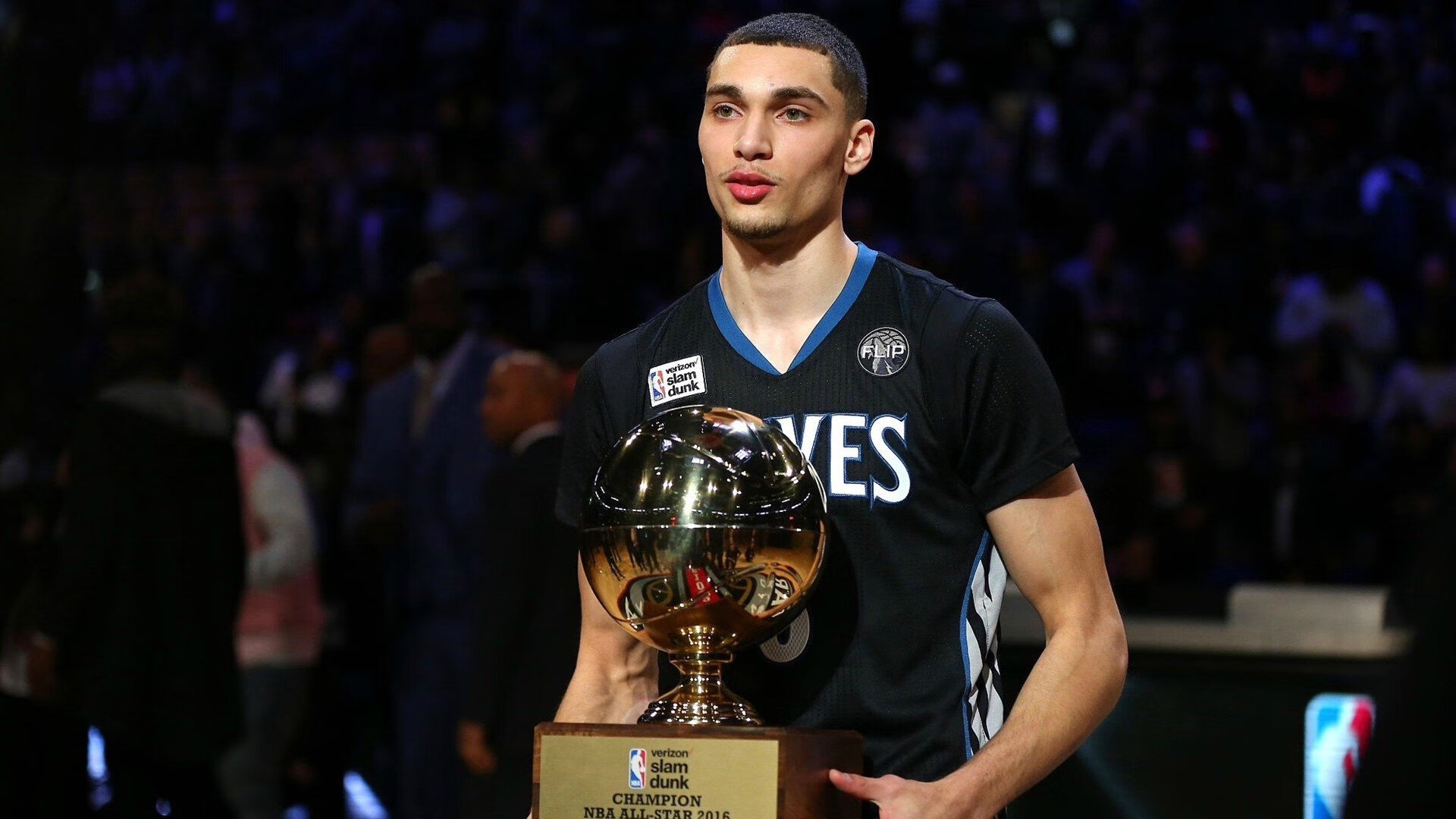 猛龙新秀赛后受访感言,表示团队合作至关重要,猛龙 新秀