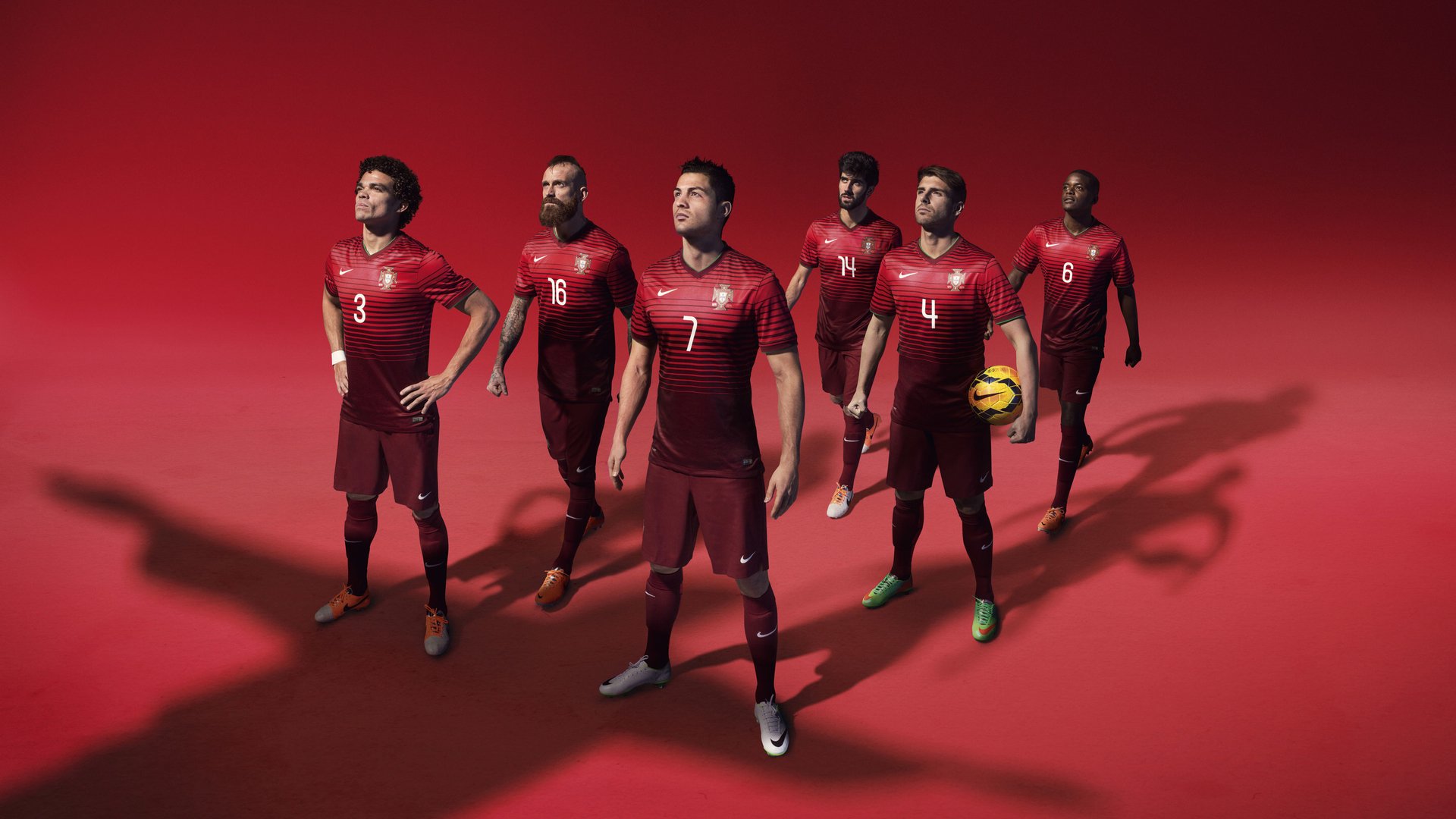 巴雷特:全黑队的“进攻指挥官”,赛场上毫不手软